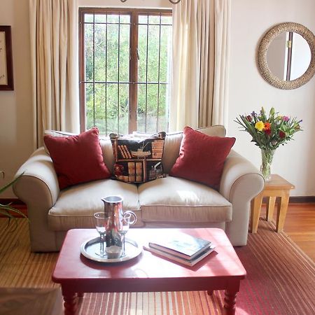 Oak Village B&B Stellenbosch Ngoại thất bức ảnh
