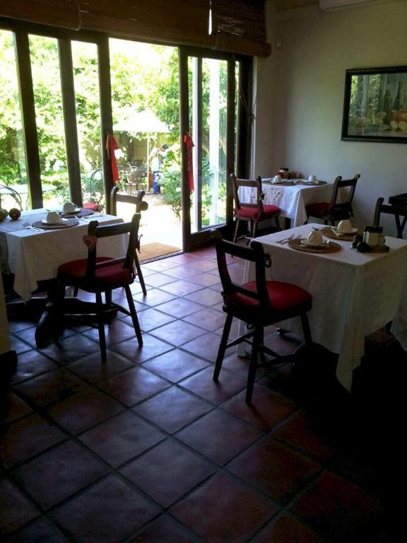 Oak Village B&B Stellenbosch Ngoại thất bức ảnh