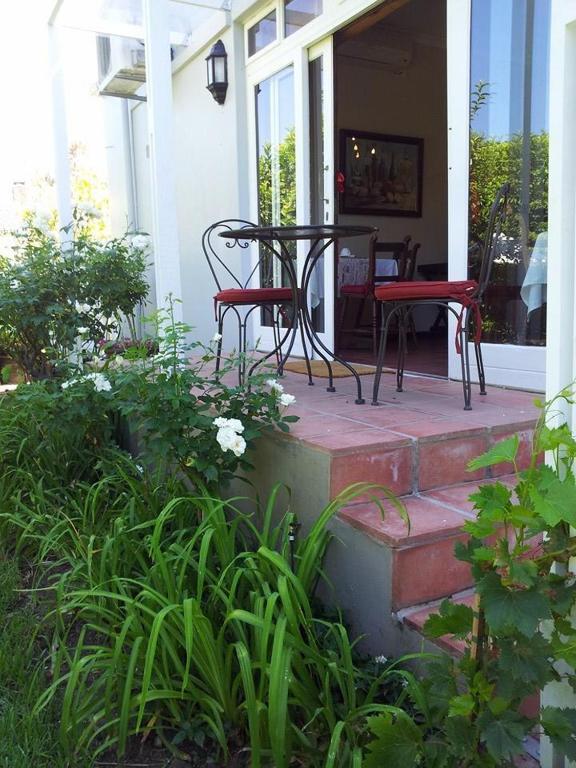 Oak Village B&B Stellenbosch Ngoại thất bức ảnh